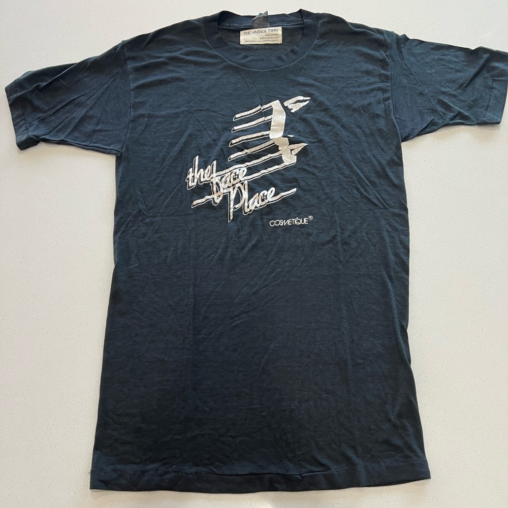 Vintage single stitch cosmetics beauty T-shirt